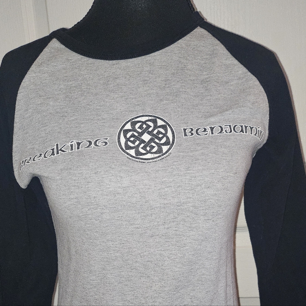 Vintage Breaking Benjamin Gray and Black 3/4 Sleeve Raglan Concert Tee